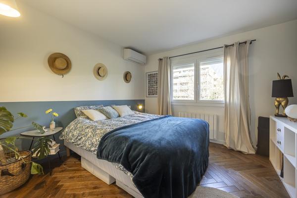 Dernier Étage Vue Mer Panoramique – Duplex d’Exception à Saint-Jean