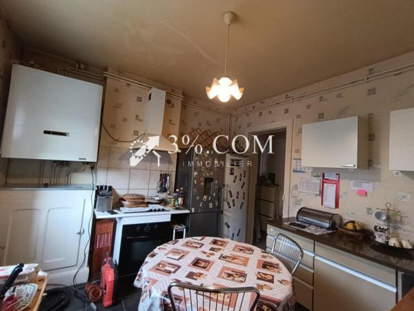 Immeuble
                                                                                                                                                
                                                                                                                                                
                                                                                                                                                
                                                    
                                                                                                                                                                                                                                                                                                                        355  m²