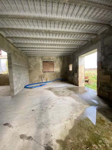 Épargnes (17120) Epargnes Maison 270 m² gros œuvre terminé Terrain environ 1098 m².