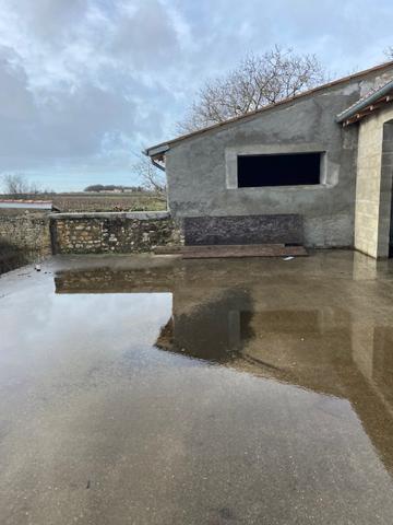 Épargnes (17120) Epargnes Maison 270 m² gros œuvre terminé Terrain environ 1098 m².