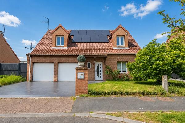 Maison à vendre 6 pièces 147.68m² Halluin (59250)