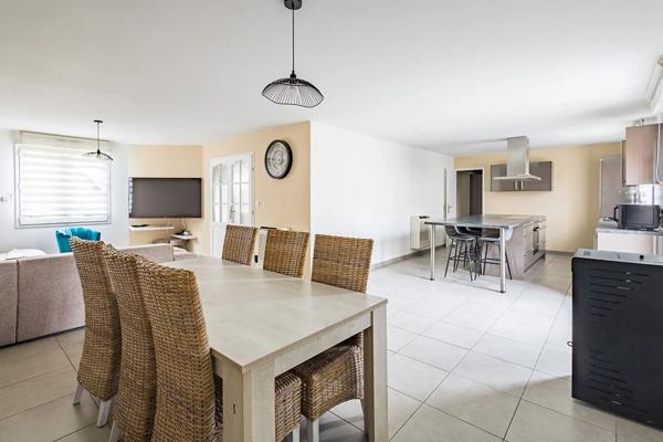 Maison à vendre 6 pièces 147.68m² Halluin (59250)