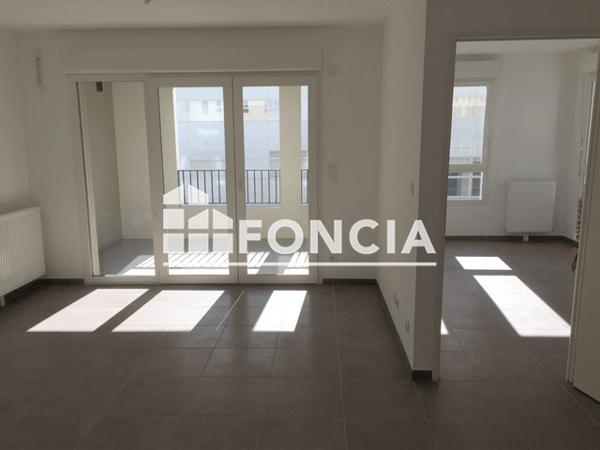 Location Appartement 2 pièces 43.23 m² - RUE PEYSSONNEL Marseille 13003