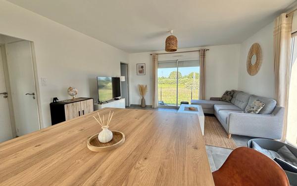 Maison à vendre    3 pièces •  Vauvert