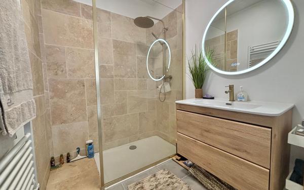 Maison à vendre    3 pièces •  Vauvert