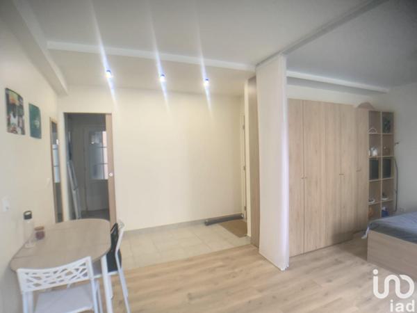 Location appartement 1 pièce 34 m² Nanterre