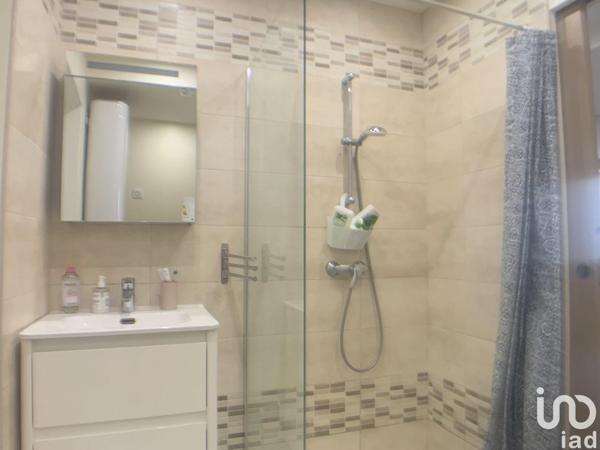 Location appartement 1 pièce 34 m² Nanterre