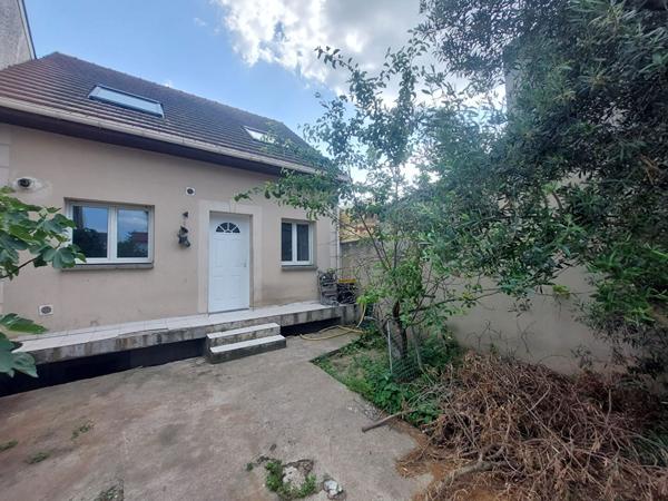 Maison 4 pièces €287 000 ** - Référence 4386