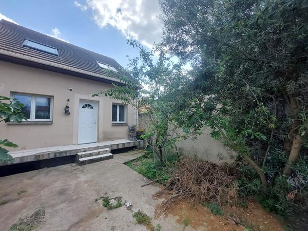 Maison 4 pièces €287 000 ** - Référence 4386