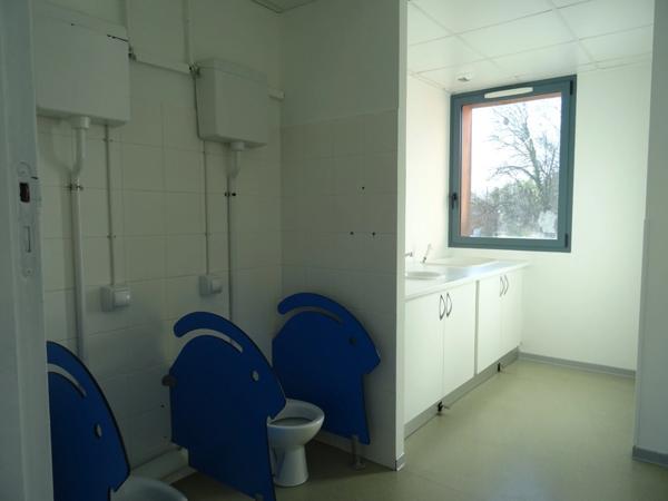 Dpt Hautes Pyrénées (65), à louer LANNEMEZAN Bureau