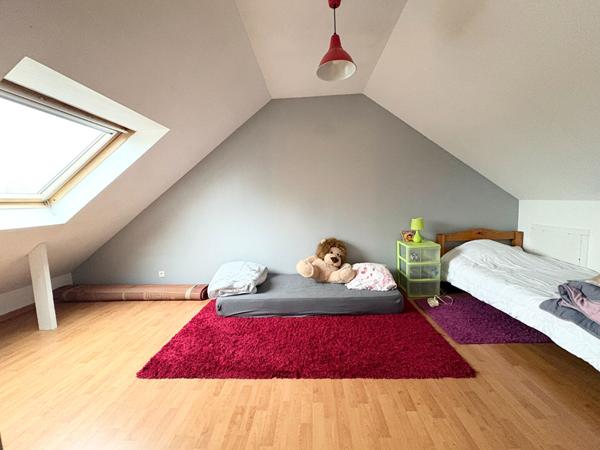 MAISON DE 7 PIECES A VENDRE A PLAISIR - BRETECHELLE