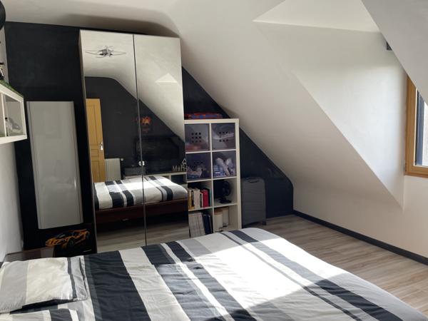 MAISON 166 m² AU SOL / 4 CHAMBRES / TERRAIN 1 000 m² / VILLAGE GUERANDE