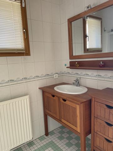 MAISON 166 m² AU SOL / 4 CHAMBRES / TERRAIN 1 000 m² / VILLAGE GUERANDE