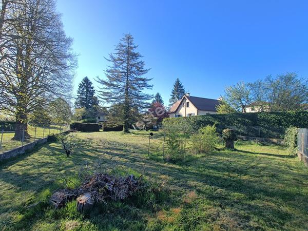 Terrain Heyrieux 1228 m2