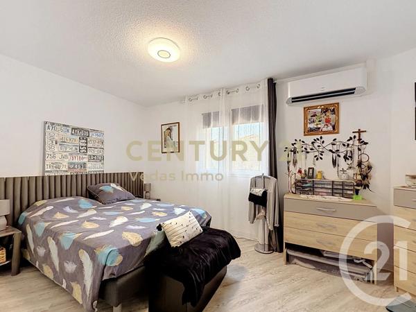 Maison à vendre  3 pièces - 74 m 2   ST JEAN DE VEDAS  - 34