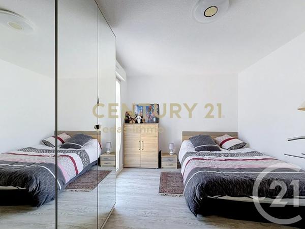 Maison à vendre  3 pièces - 74 m 2   ST JEAN DE VEDAS  - 34