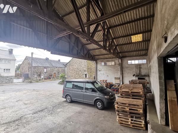 MAURON - EXCLUVISITE, Ensemble immobilier avec bureaux, entrepôt et grange