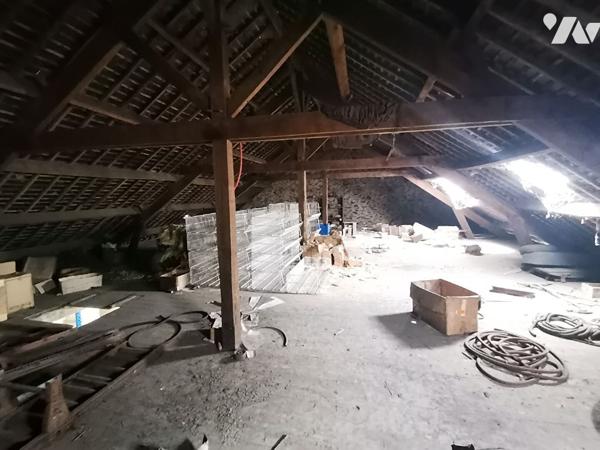 MAURON - EXCLUVISITE, Ensemble immobilier avec bureaux, entrepôt et grange