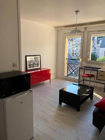 Studio meublé 20.08 m² proche centre-ville avec parking