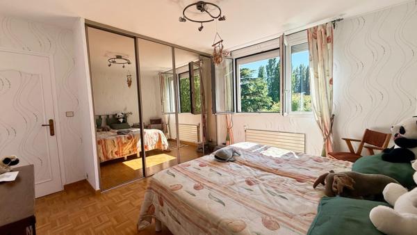 À vendre – Maison 5 pièces avec cour privative à Balizy