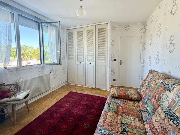 À vendre – Maison 5 pièces avec cour privative à Balizy