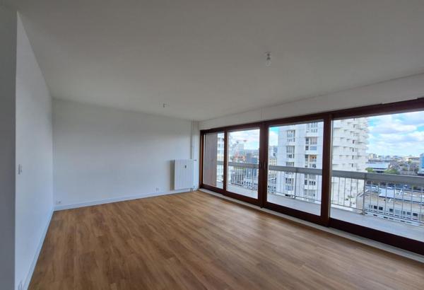 Appartement T5 à louer - 97 m² (réf : 563657)
