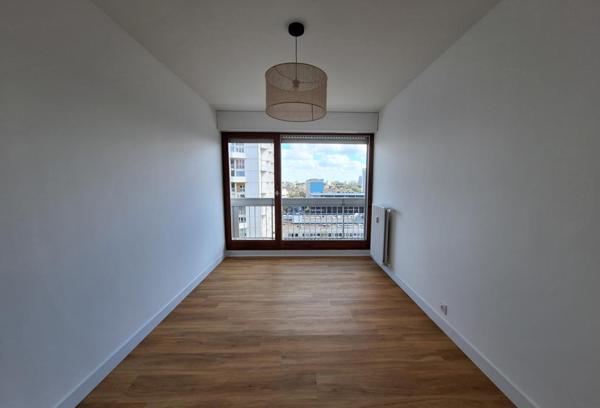 Appartement T5 à louer - 97 m² (réf : 563657)
