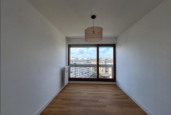 Appartement T5 à louer - 97 m² (réf : 563657)