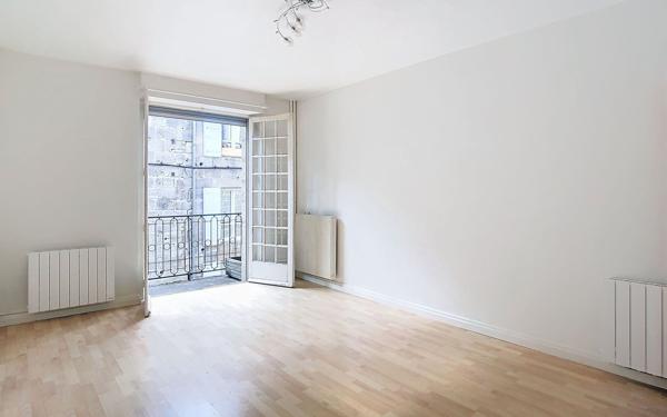 Appartement à louer    3 pièces • 60,96 m2 Brive-la-Gaillarde