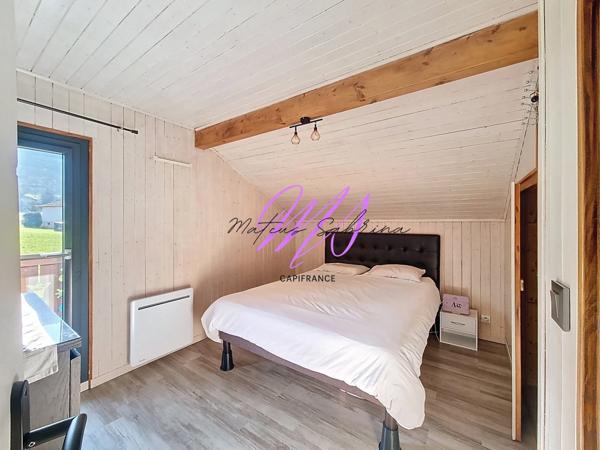 Chalet de 103.70 m² 3 chambres avec studio indépendant, piscine chauffée et terrain clos de 615 m²