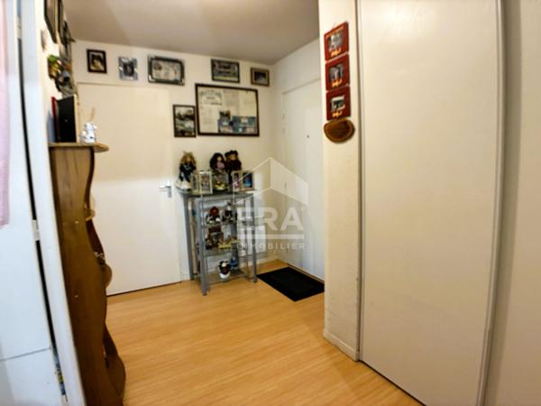 Appart. T2 à vendre - Blois - Résidentiel, Jardin privé, 2 parkings SS, vendu loué