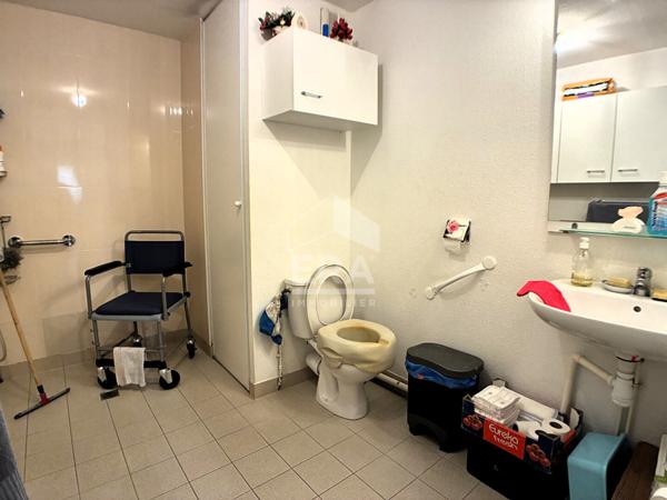 Appart. T2 à vendre - Blois - Résidentiel, Jardin privé, 2 parkings SS, vendu loué