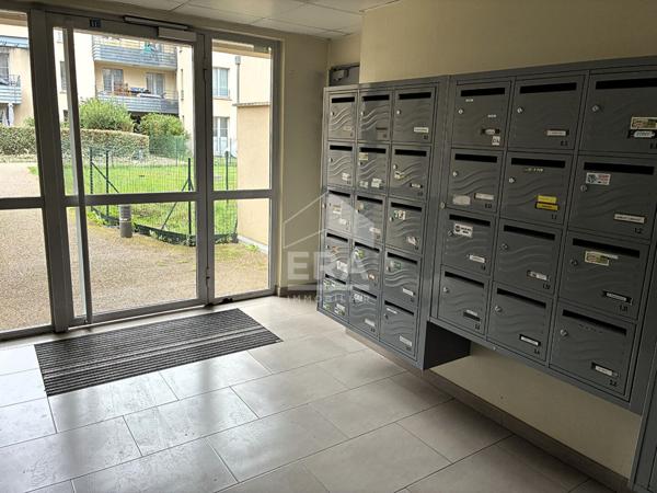 Appart. T2 à vendre - Blois - Résidentiel, Jardin privé, 2 parkings SS, vendu loué