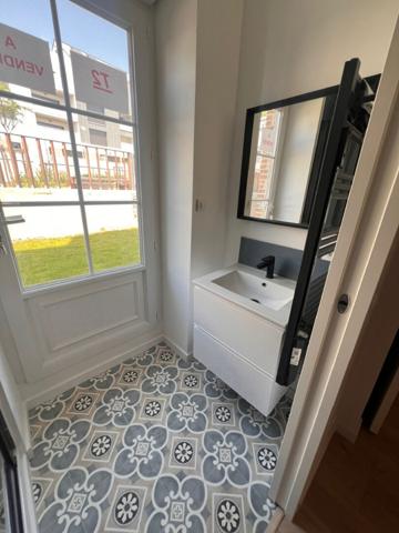 Appartement Suce Sur Erdre 2 Pièce(s) 28.64 M2 Avec Jardinets