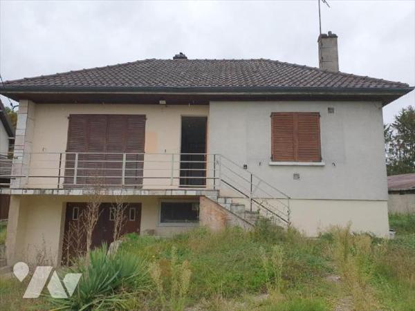 Maison à Vendre à Fère-Champenoise (51230) en Marne (51)

Cette maison est située dans la loc...