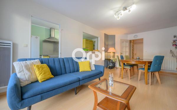 Appartement à louer    3 pièces • 77 m2 Hazebrouck