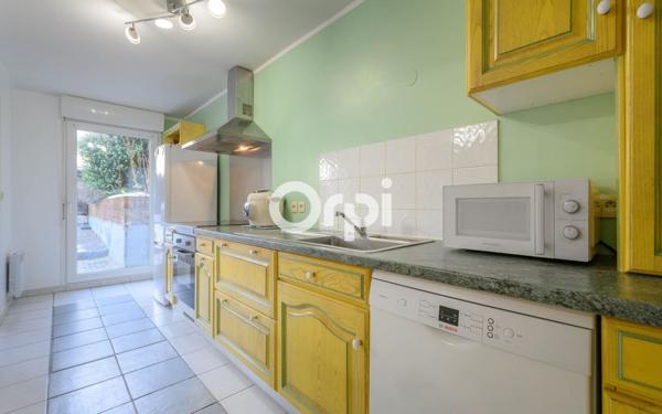 Appartement à louer    3 pièces • 77 m2 Hazebrouck
