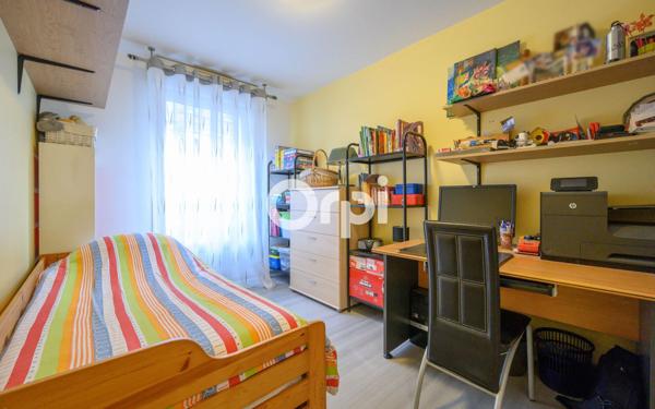 Appartement à louer    3 pièces • 77 m2 Hazebrouck