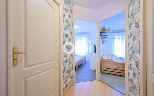 Appartement à louer    3 pièces • 77 m2 Hazebrouck