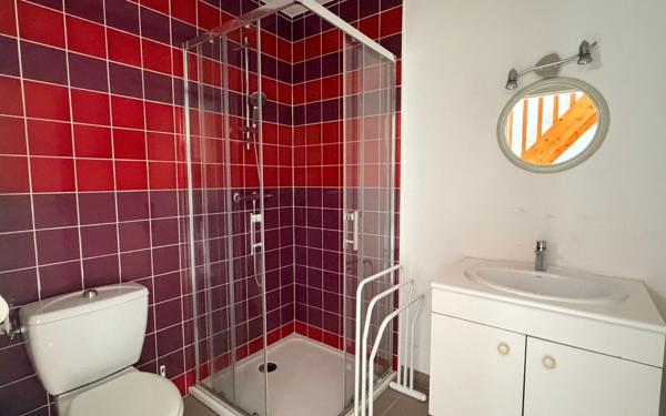 Maison à vendre    2 pièces •  Arzon