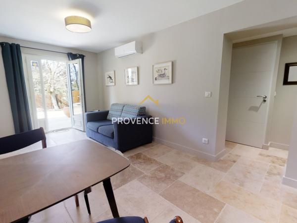 Vernègues (13116) Villa de charme - 3 logements indépendants - Vue Nature - Vernègues