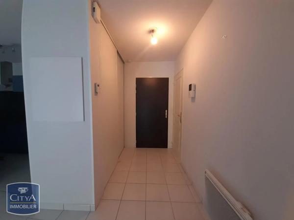 Appartement à louer 2 pièces 43.38m² Limoges (87000)