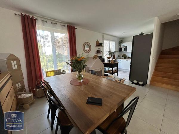 Maison à louer 4 pièces 82m² Ballainvilliers (91160)