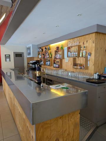 Local tout commerce avec achat des murs possibles