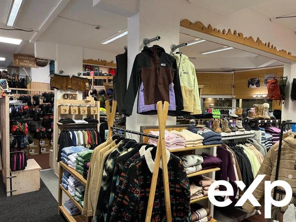 Très rare Magasin Location Skis au pied de pistes