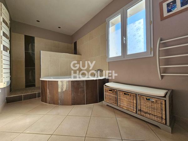 VENTE d'une maison de 7 pièces (160 m²) à BOIS D ARCY