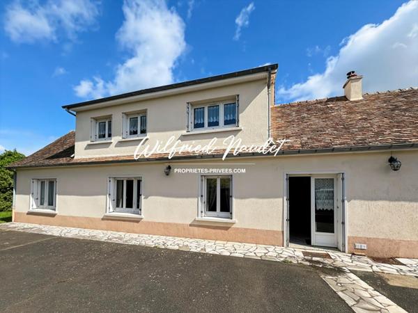 Parigné-l'Évêque ? Maison au calme, proche du bourg