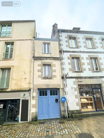 Immeuble à vendre à Quimper dans le Finistère (29000), ref : 002/883   
Centre