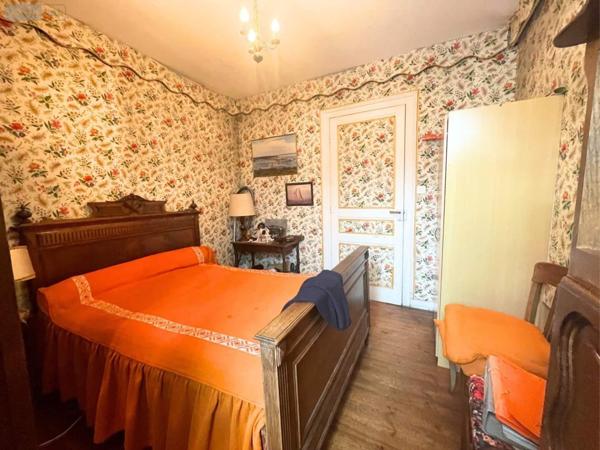 Immeuble à vendre à Quimper dans le Finistère (29000), ref : 002/883   
Centre