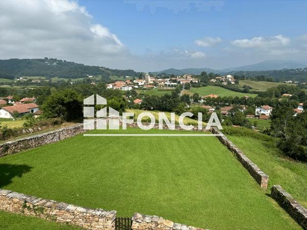 Location Appartement 4 pièces 107.5 m² - CHEMIN LARRALDEKO BIDEA Sare 64310